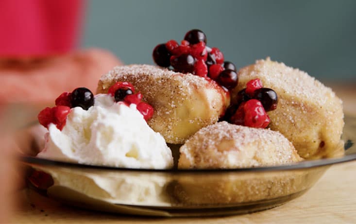 Fattiga Riddare med Kanel, Socker & Kolasås - Recept | Pågen